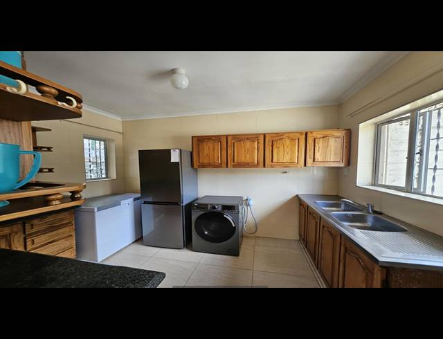 3 BEDROOM HOUSE FOR SALE IN THE WOLDS